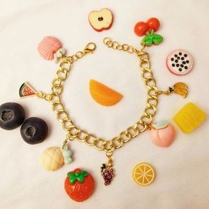 Charm bracelet